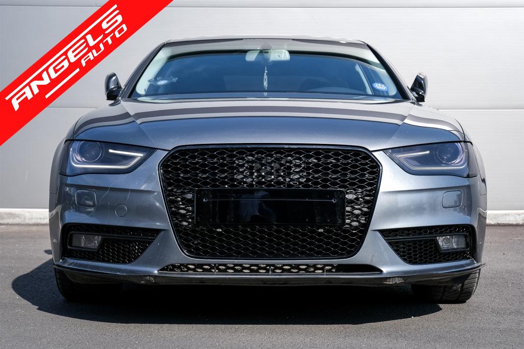 Grila compatibila cu Audi A4 B8 Facelift (2012-2015) RS Look Negru Lucios - imagine 6