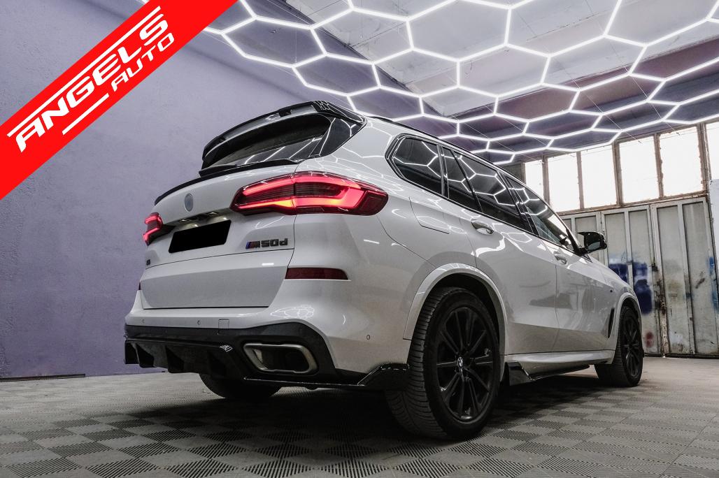 Pachet Aero compatibil cu BMW X5 G05 (2018-2022) M-Tech Black Knight Look Negru Lucios - imagine 15