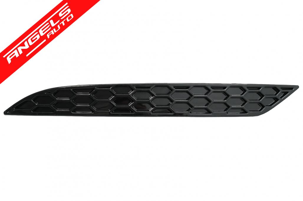 Honeycomb Reflectorizanti Bara Spate compatibil cu VW compatibil cu Golf 7.5 (2017-2019) - imagine 2