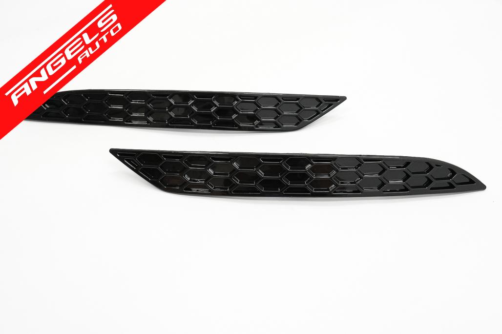 Honeycomb Reflectorizanti Bara Spate compatibil cu VW compatibil cu Golf 7.5 (2017-2019) - imagine 3