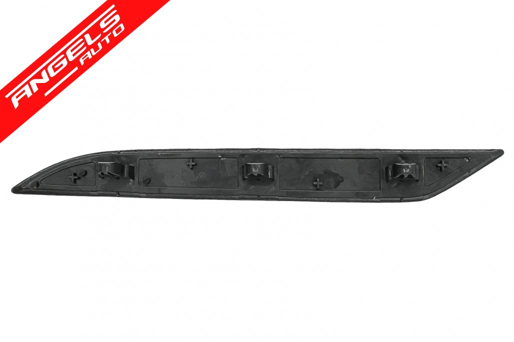 Honeycomb Reflectorizanti Bara Spate compatibil cu VW compatibil cu Golf 7.5 (2017-2019) - imagine 5