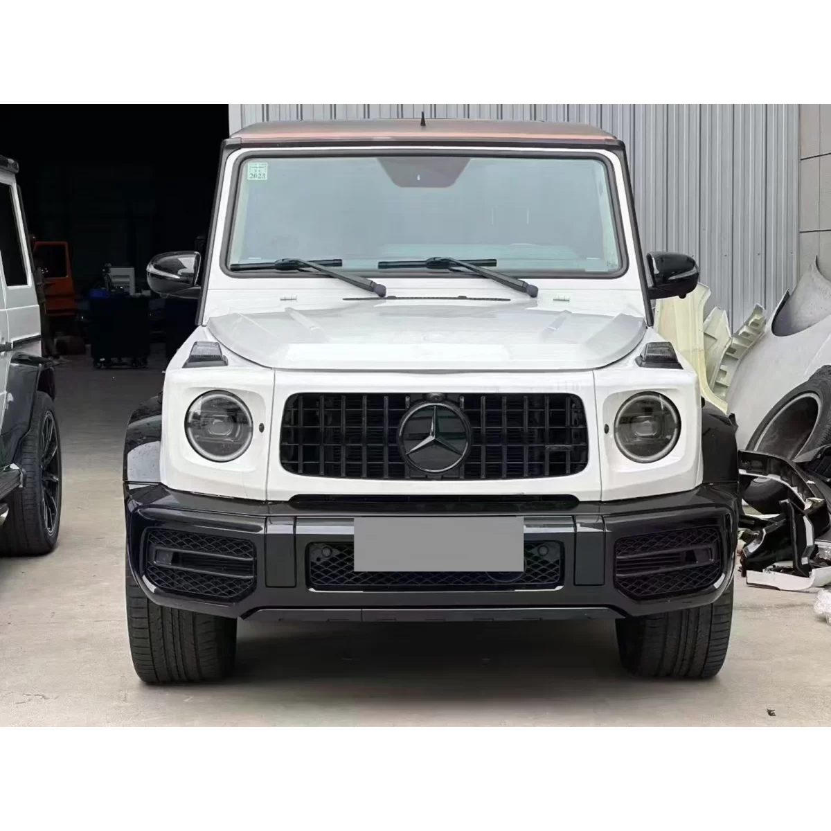 Pachet compatibil cu Mercedes W463 G-Class (2012-2017) Conversie 2024 G63 Look - imagine 9