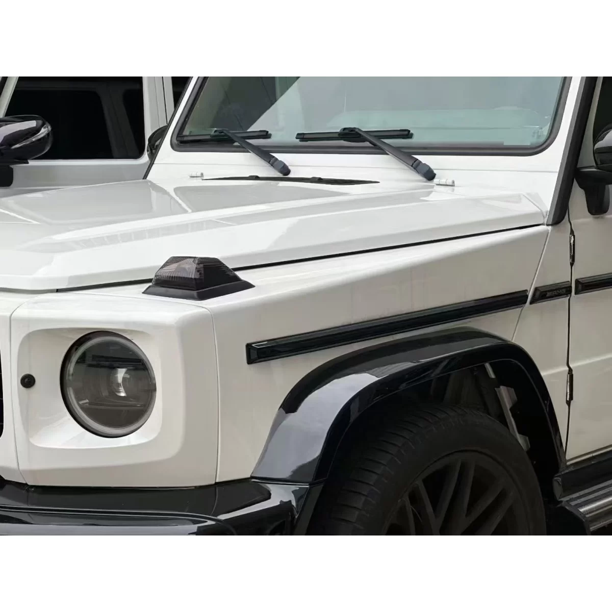 Pachet compatibil cu Mercedes W463 G-Class (2012-2017) Conversie 2024 G63 Look - imagine 11